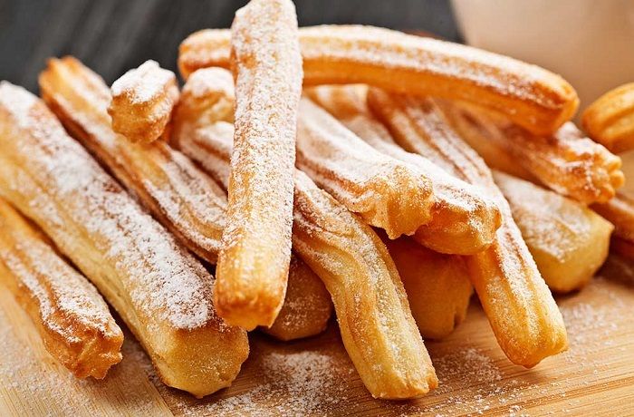 Receta de Churros Caseros Chilenos: ¡Prepara Delicias Crujientes en Casa!