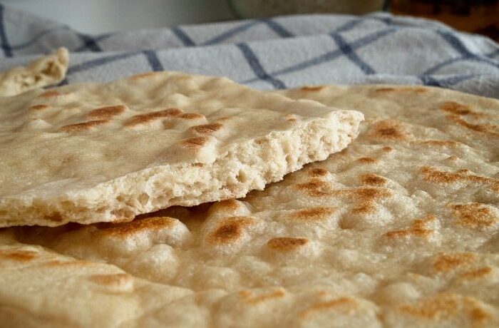 Receta de Pan Naan o Pan Plano de Punjab de la India
