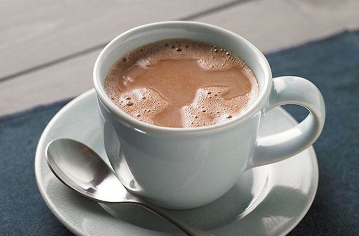 Receta de Chocolate Caliente: Delicia Reconfortante para Compartir en Familia