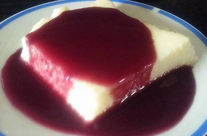 ¿Cómo hacer sémola con salsa de vino tinto? Un postre tradicional para compartir