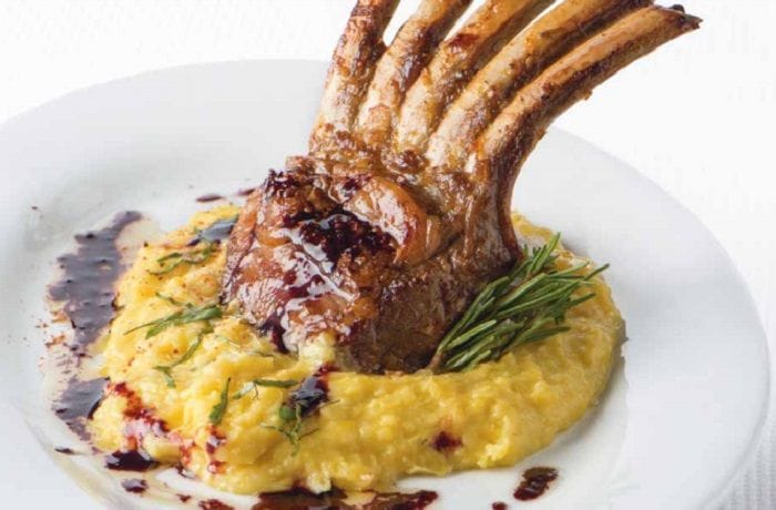 Receta de chuletas de cordero con pastelera de choclo chilenas