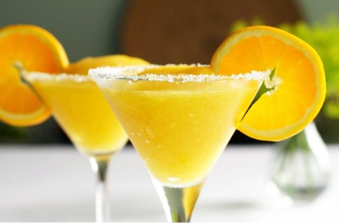 Receta de Mango Sour Chileno: Cóctel Refrescante y Tropical Receta de Mango Sour Chileno: Cóctel Refrescante y Tropical
