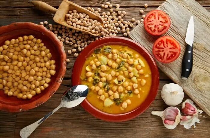 Delicioso Guiso de Garbanzos Casero: Receta Fácil y Nutritiva