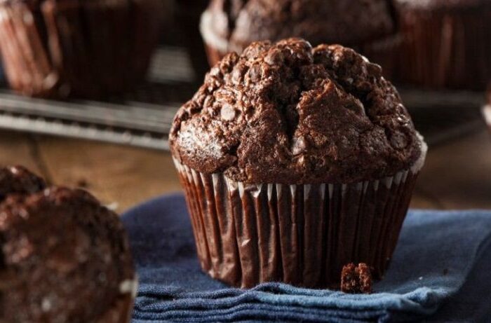 Receta Fácil de Muffins de Chocolate Caseros: Deliciosos y Esponjosos