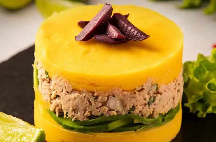 Receta de causa rellena de atún - Comidas Peruanas