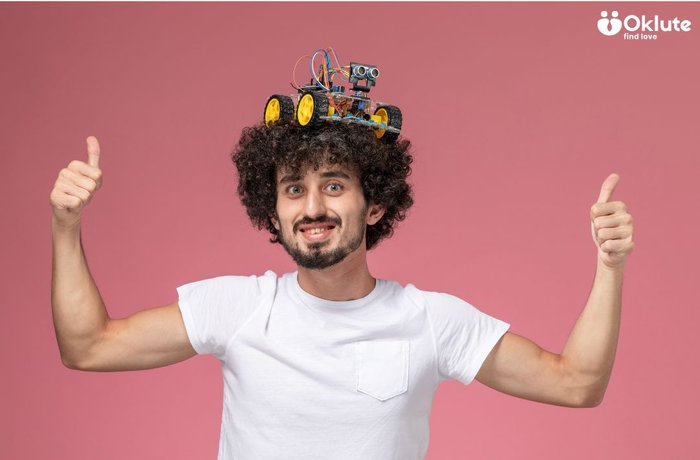 Mujer con mentalidad positiva e innovadora — Oklute
